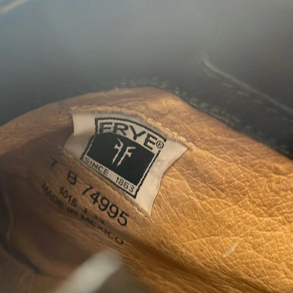 Frye Black leather Ankle Booties with lift insole. Size 7. Like new condition - Picture 4 of 9